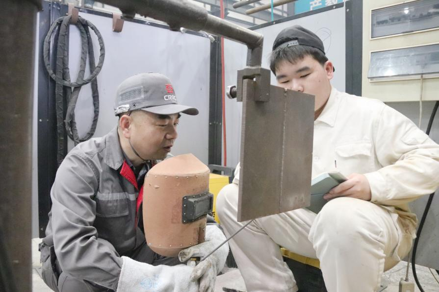 一箱牛奶与桃李芬芳